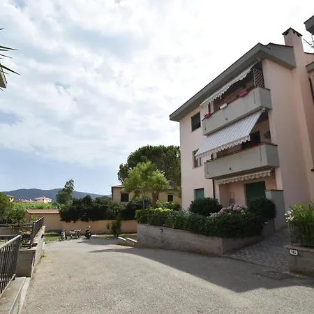 Rada - Zona Mare Con Clima, Posto Auto E Terrazza Appartement *