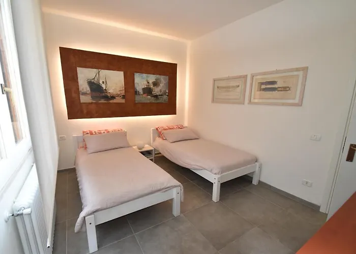 Rada - Zona Mare Con Clima, Posto Auto E Terrazza Марина-ди-Кампо